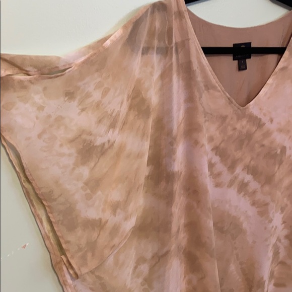 Open shoulder blouse - Picture 3 of 6